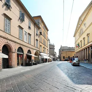 Opera Frühstückspension Parma